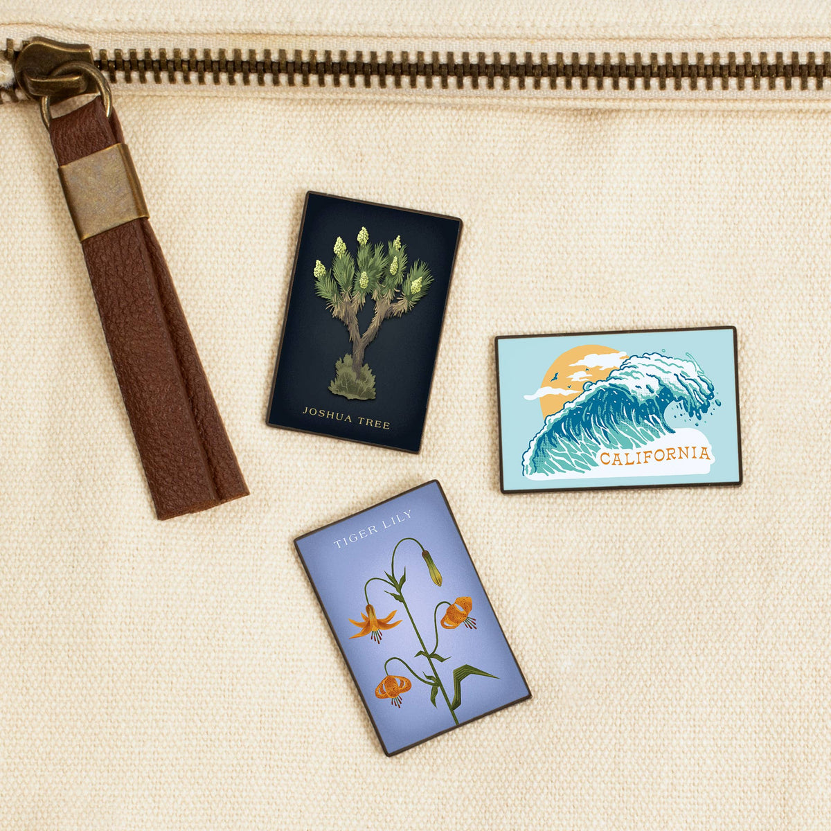 Joshua Tree Vintage Flora Lapel Pin Black