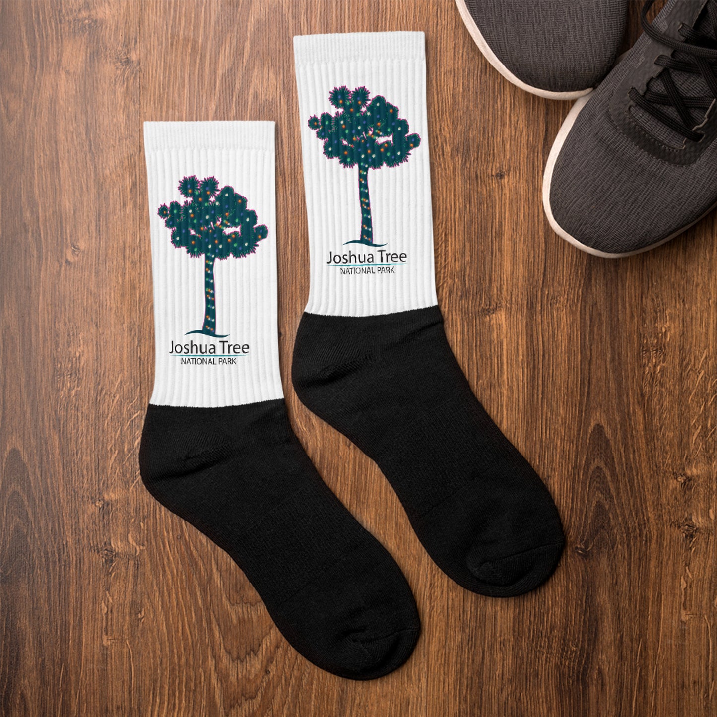 Joshua Tree Lit Tree Holiday Socks